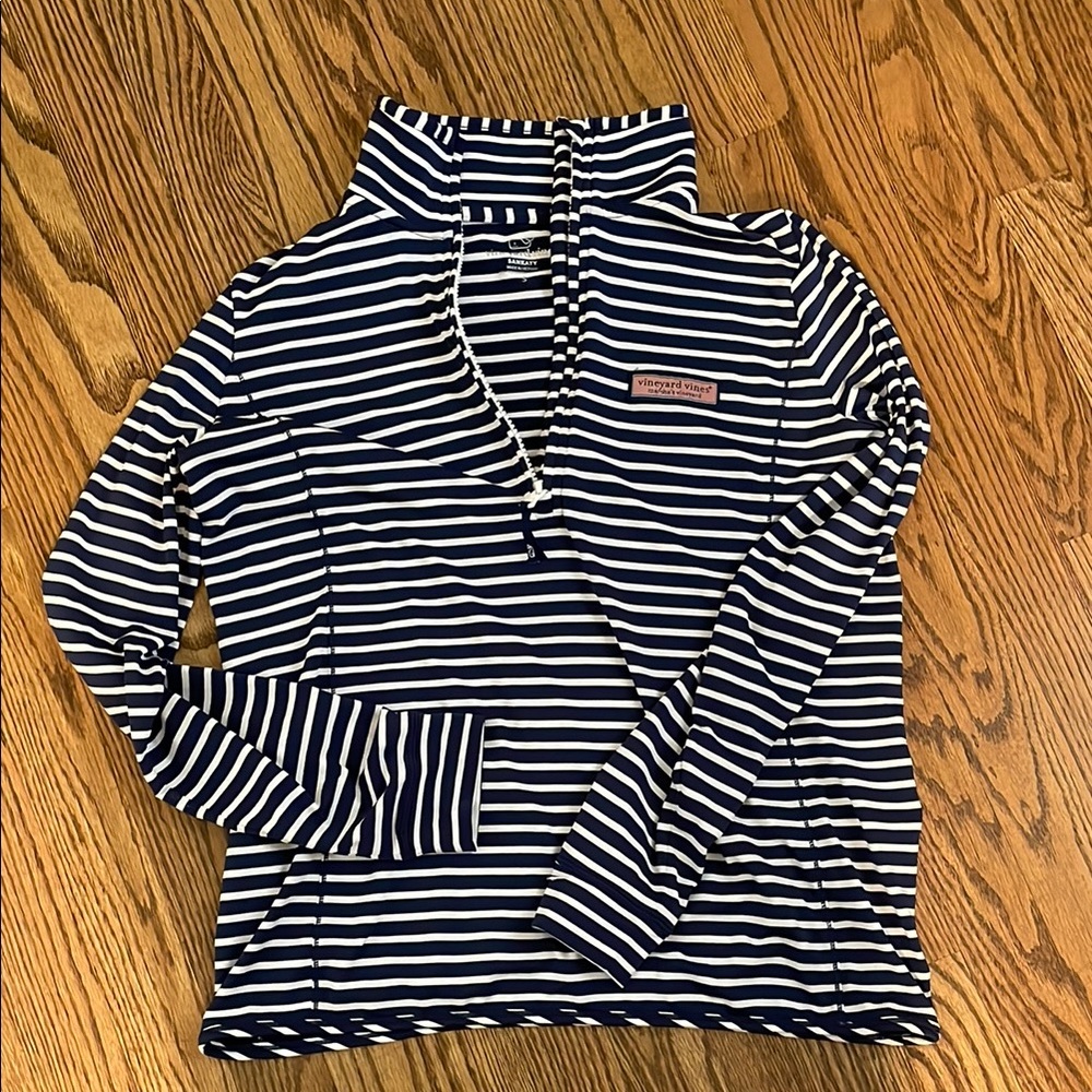 Vineyard Vines Navy and White Striped Top